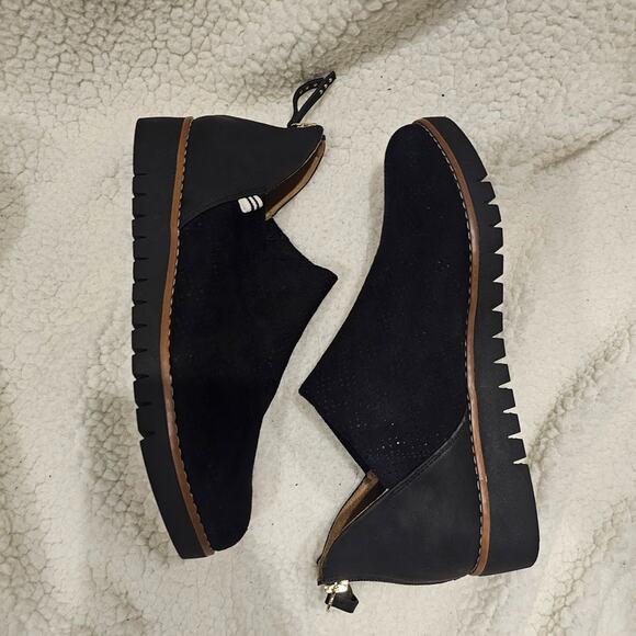 Dr Scholls Insane Shootie Ankle Boots Loafer Faux Suede Perforated Women Sz 8.5 - Picture 2 of 9